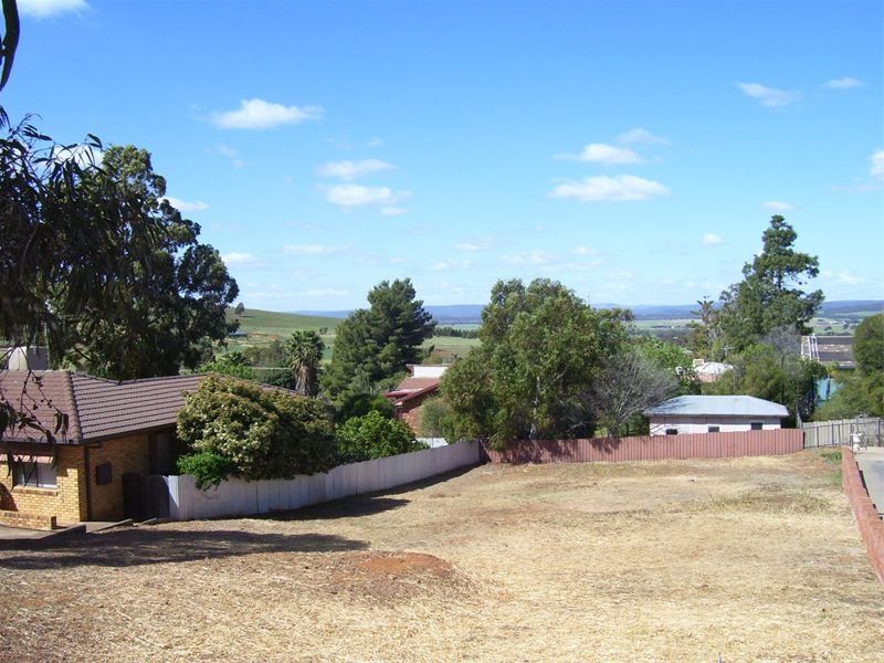 5 Panorama Crescent, PARKES, NSW 2870