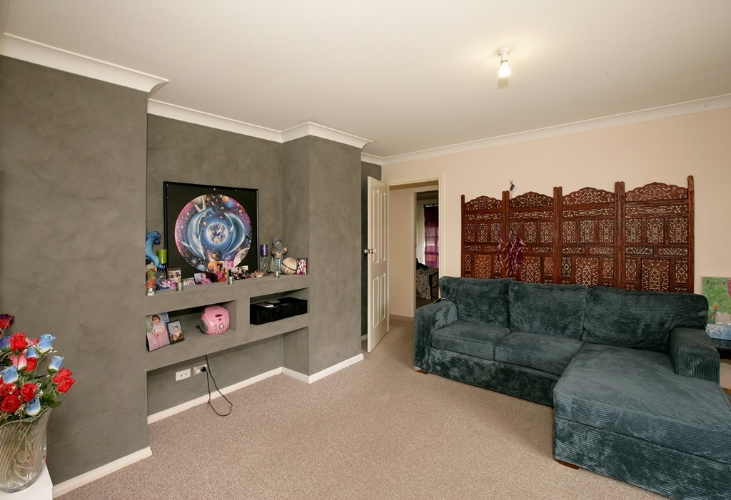 2/2 Honeysuckle Place, Lake Albert, NSW 2650