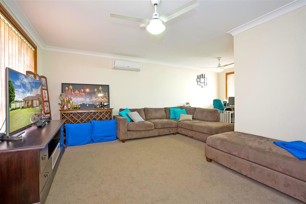 3 Yellowgum Close, Glenmore Park, NSW 2745