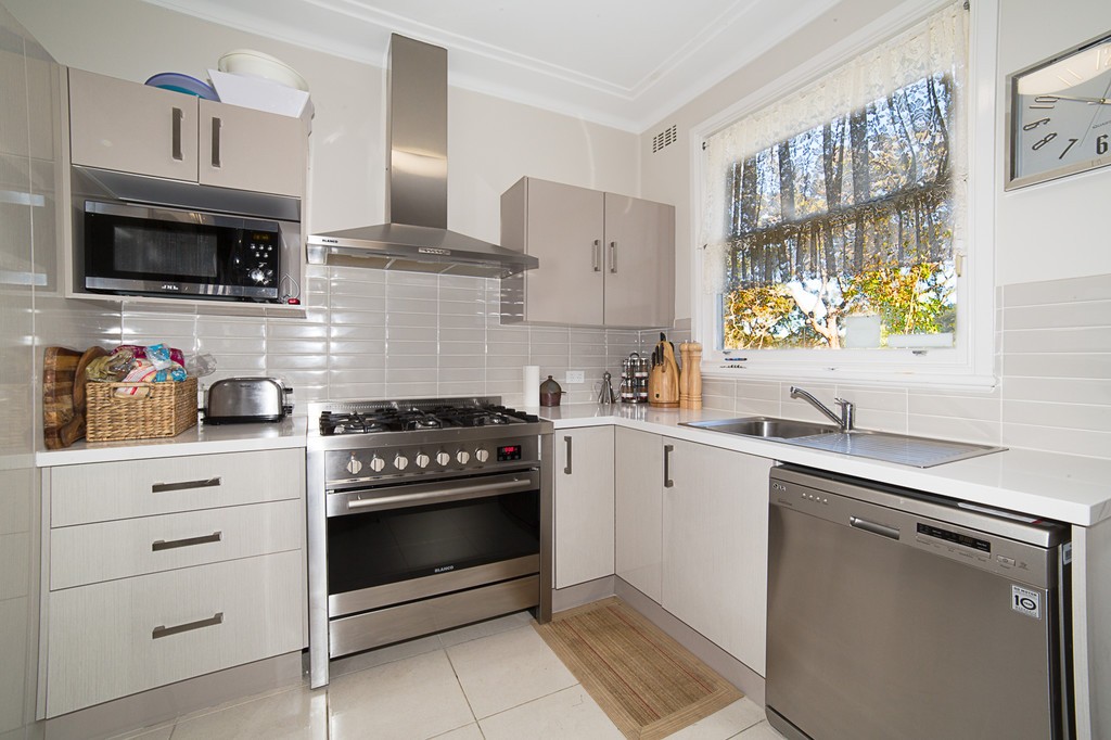33 Kimbarra Close, Kotara, NSW 2289