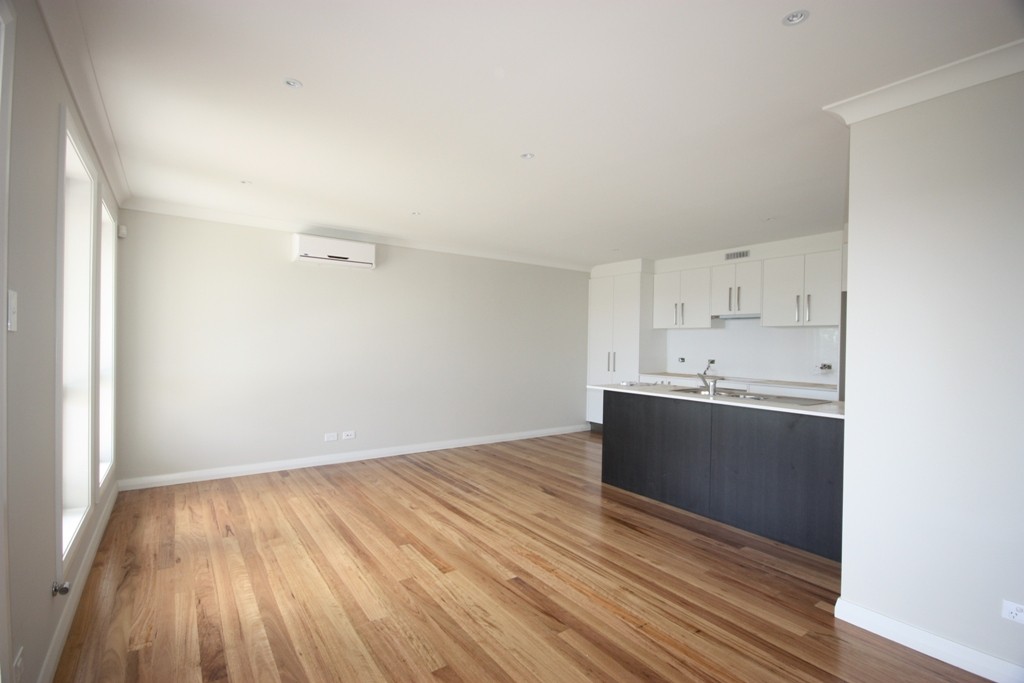 20 Galileo Street, Gregory Hills, NSW 2557