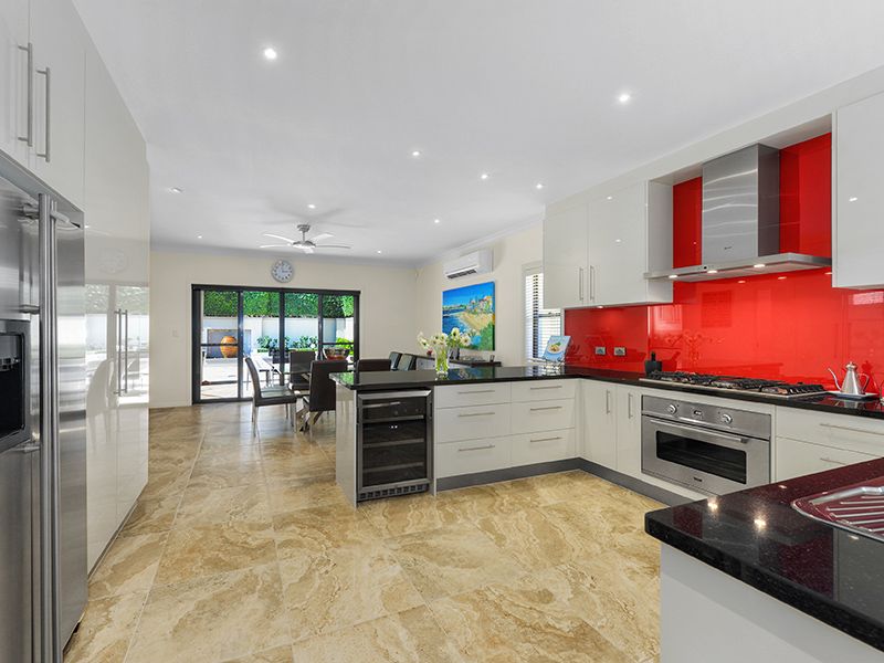102 Barlow Street, Clayfield, QLD 4011