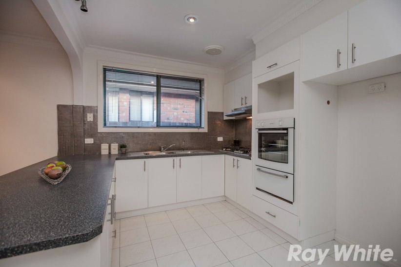 74A Hawkes Drive, MILL PARK, VIC 3082