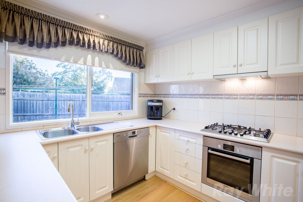 11 Kilborn Court, Mill Park, VIC 3082