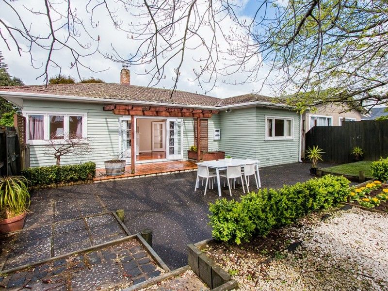 215 Mount Albert Road, Mount Albert, Auckland City