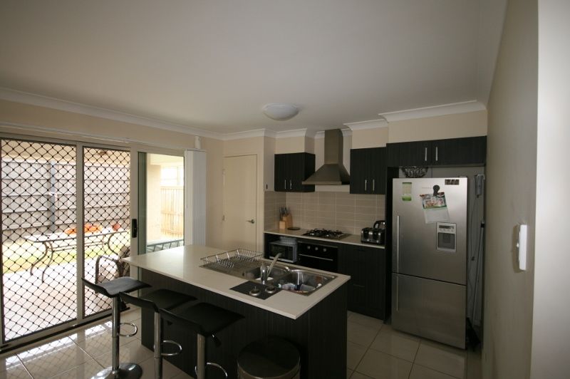 5 Staten Street, North Lakes, QLD 4509