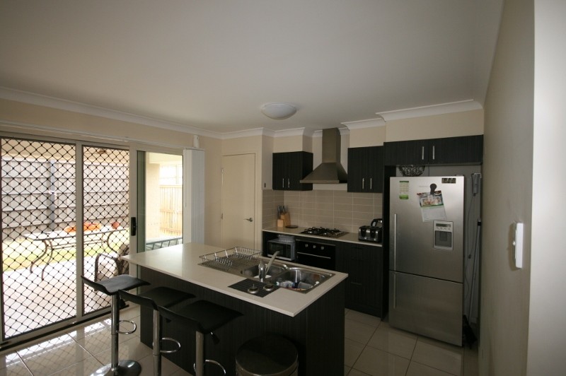 5 Staten Street, North Lakes, QLD 4509
