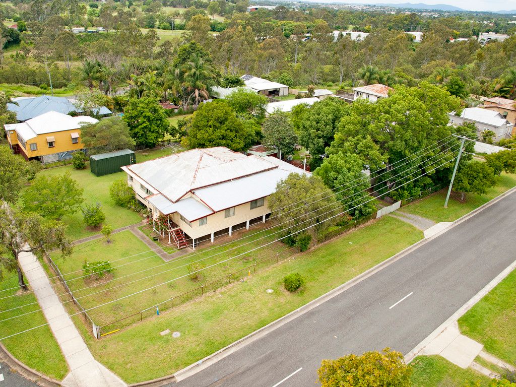 10 Woodford Street, One Mile, QLD 4305