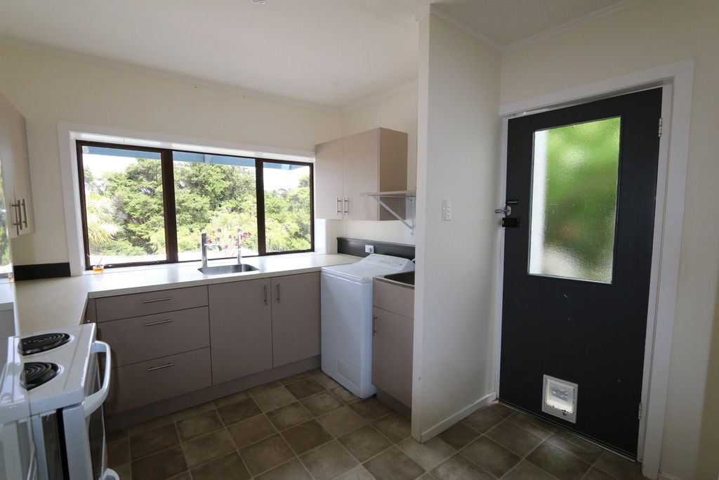 27B Opou Road, Titirangi, Waitakere City