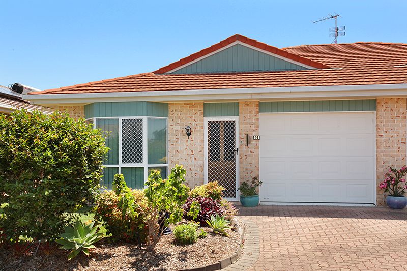 201/6 Fantail Place, Wurtulla, QLD 4575