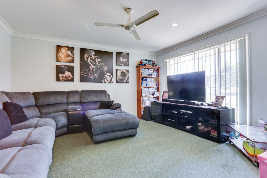 3 Hawthorne Street, Forest Lake, QLD 4078