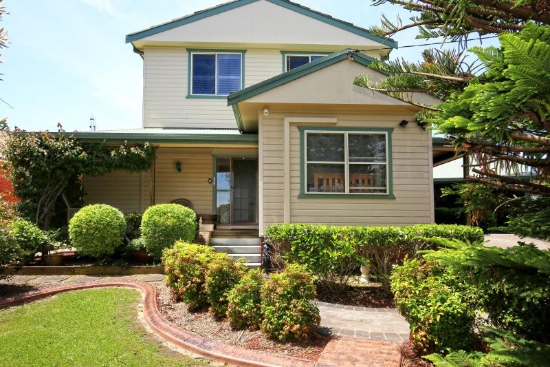24 Osterley Avenue, Orient Point, NSW 2540