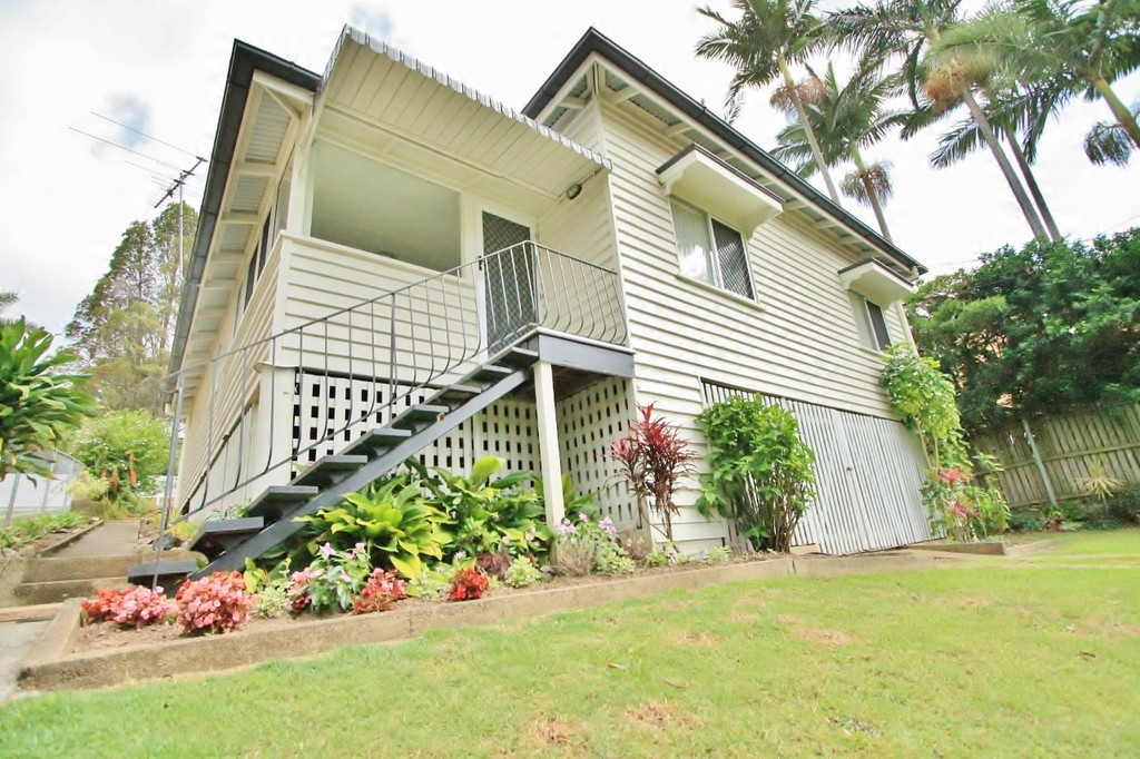 42 Abbotsleigh Street, Holland Park, QLD 4121