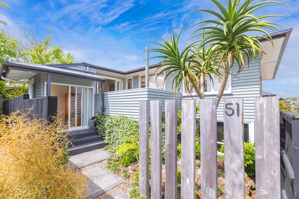 51 Commodore Drive, Lynfield, Auckland City