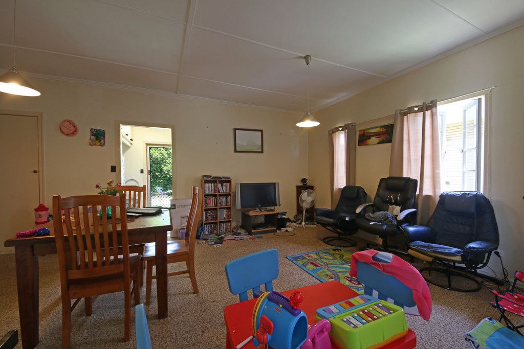 33 Seaville Avenue, Scarborough, QLD 4020