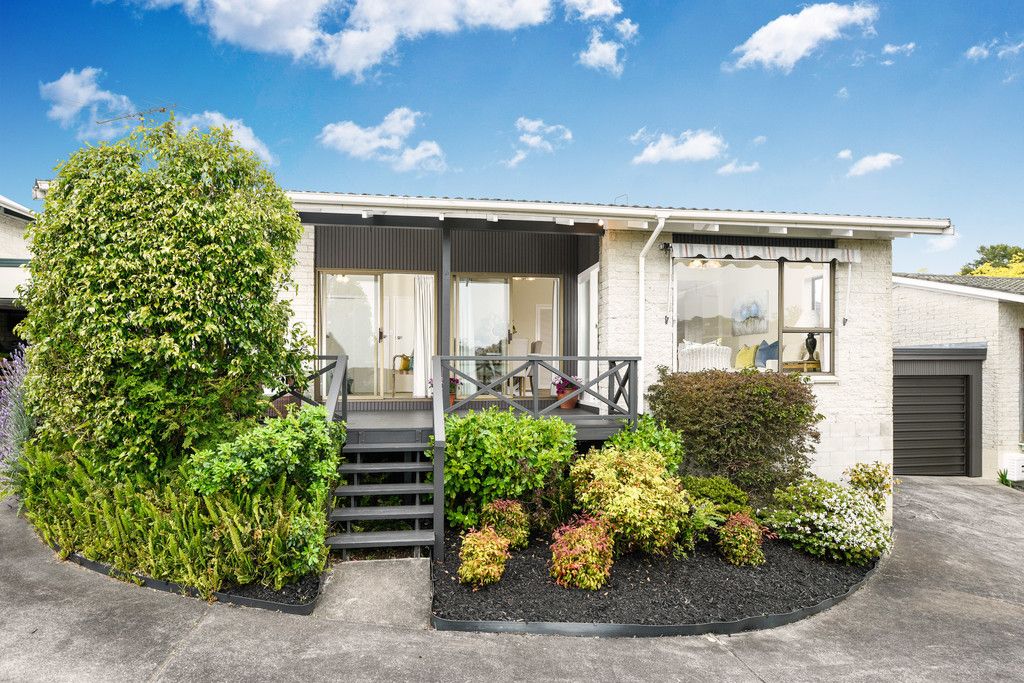 2/20 Pah Road, Cockle Bay, Manukau City