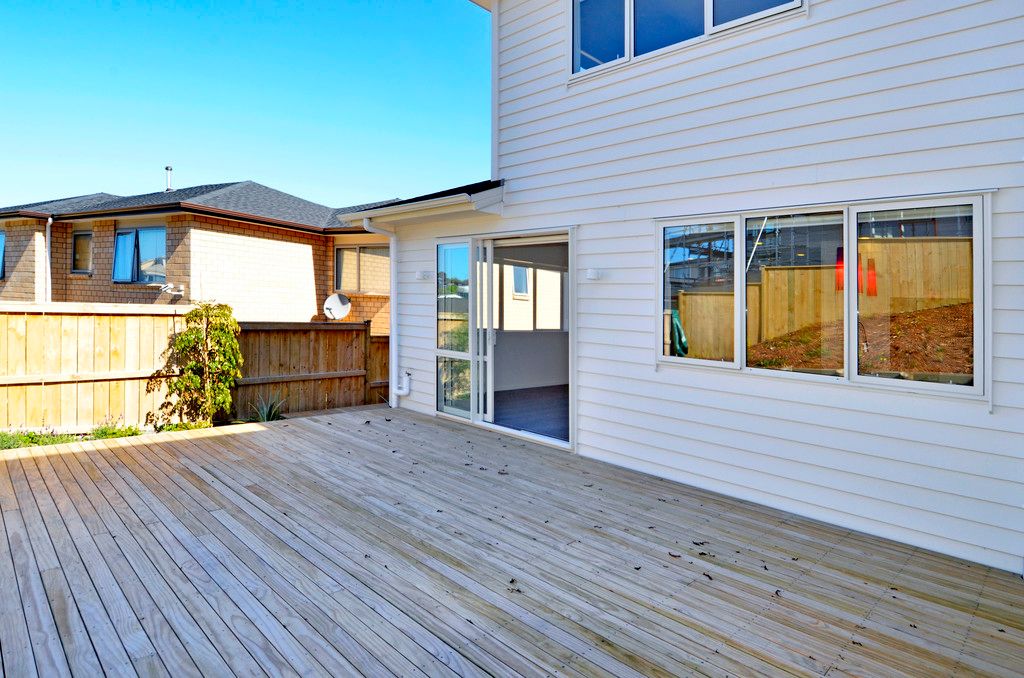 39 Travis View Drive, Albany, North Shore City