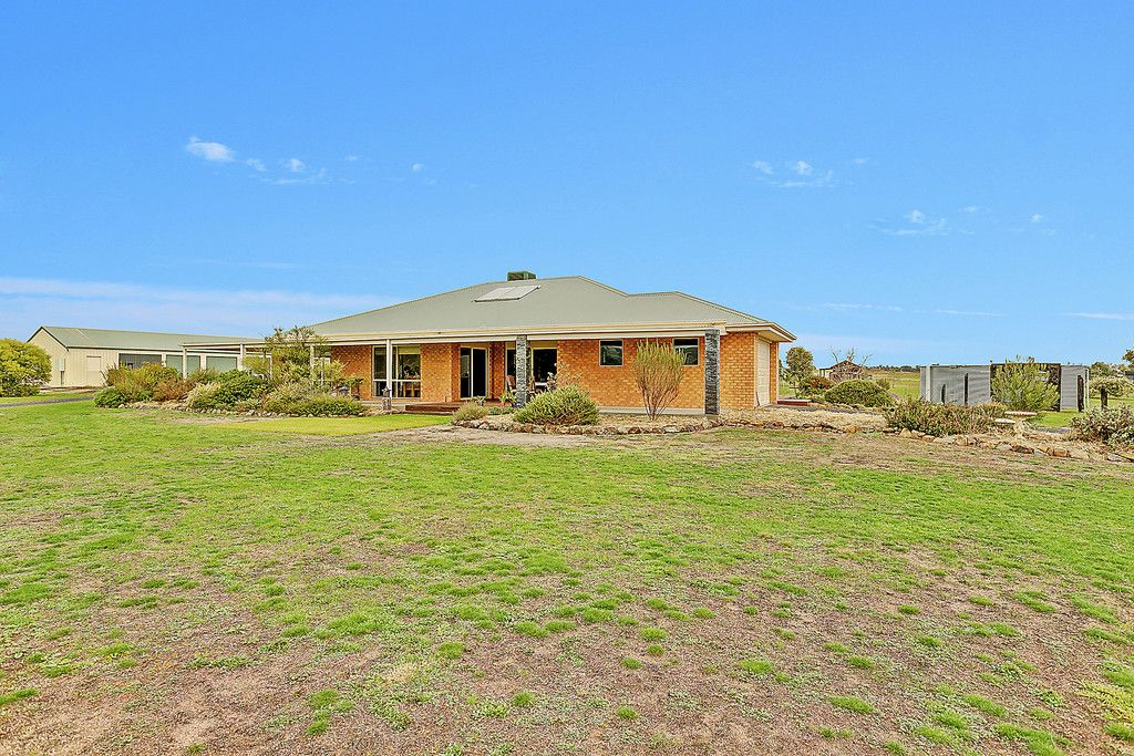 137 Sunrise Crescent, Lockwood South, VIC 3551