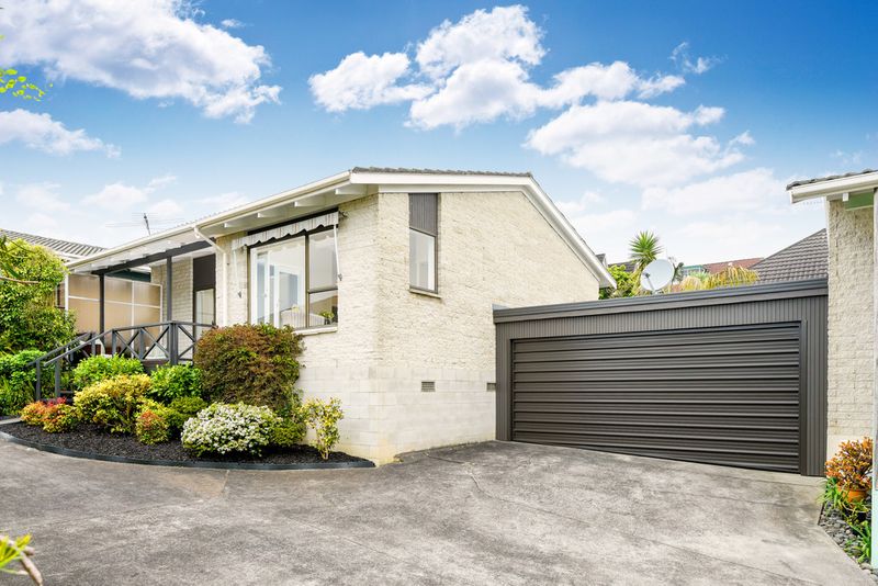 Blue Chip Location - Cockle Bay