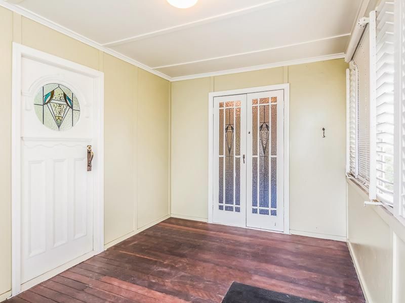 1 Chiswick Road, BARDON, QLD 4065