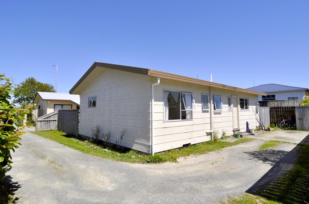 F2/110 Parkers Road, Tahunanui, Nelson City