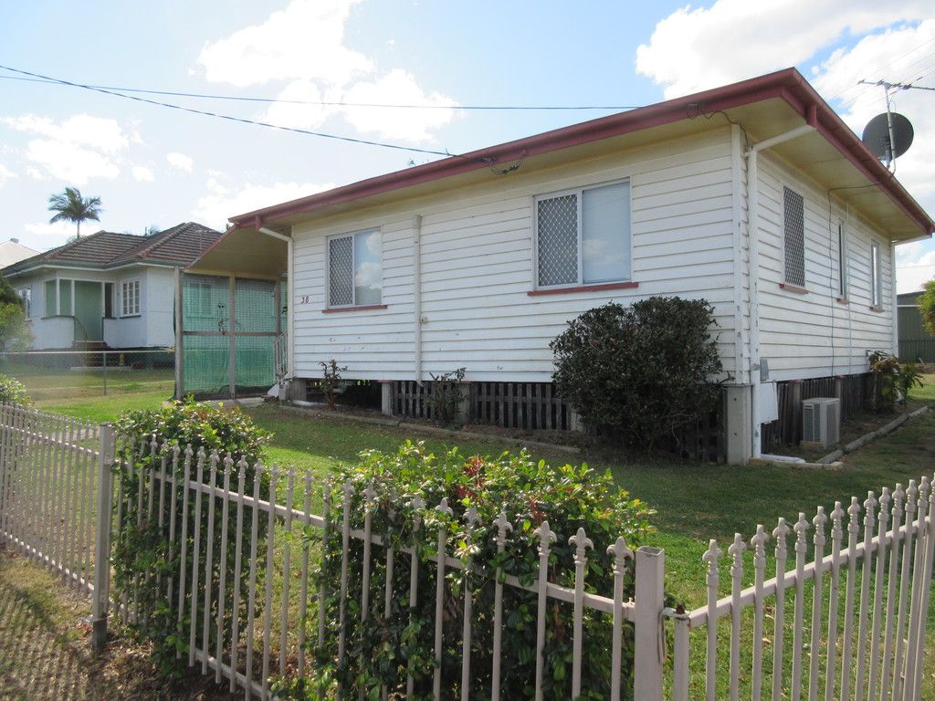 38 Idolwood Street, Eastern Heights, QLD 4305