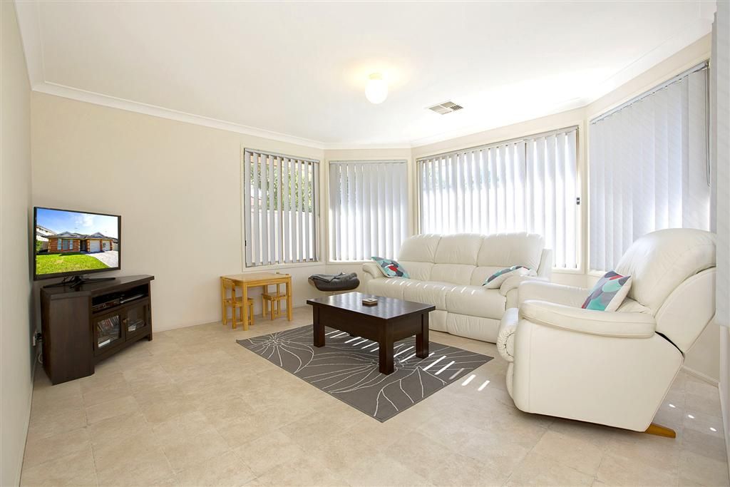 13 Kobina Avenue, Glenmore Park, NSW 2745