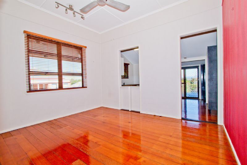 45 Caroline Street, ANNERLEY, QLD 4103