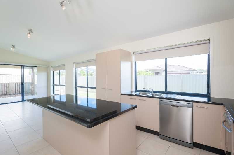 7 Skua Place, Mountain Creek, QLD 4557