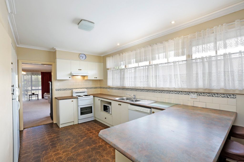 133 Bellevue Avenue, Highton, VIC 3216