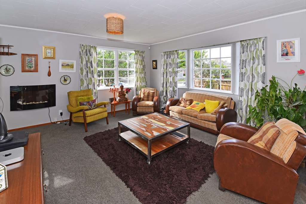 124 Hillcrest Road photo 0
