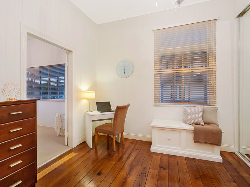 77 Orana Street, Carina, QLD 4152