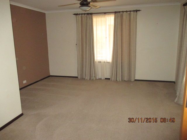 35 Eringa Avenue, Loxton, SA 5333