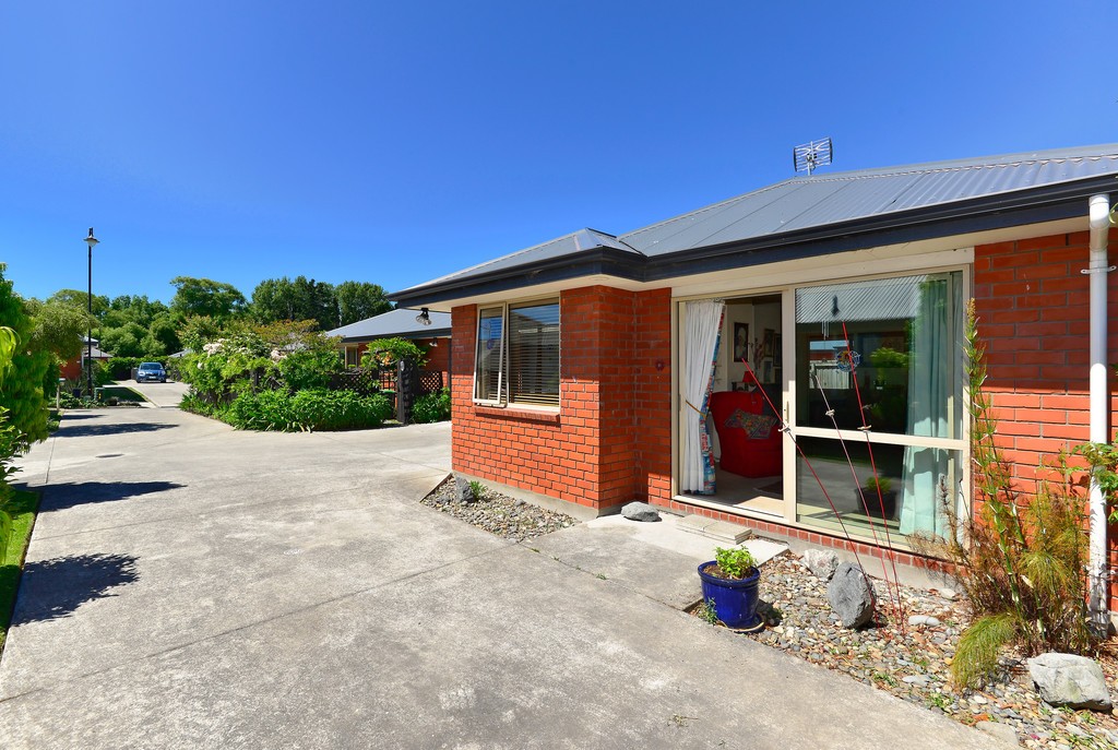 8 Clinton Lane, Woolston, Christchurch City