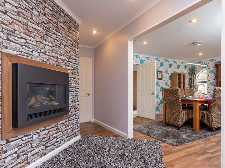 13 Trossach Place, Manukau, Manukau City