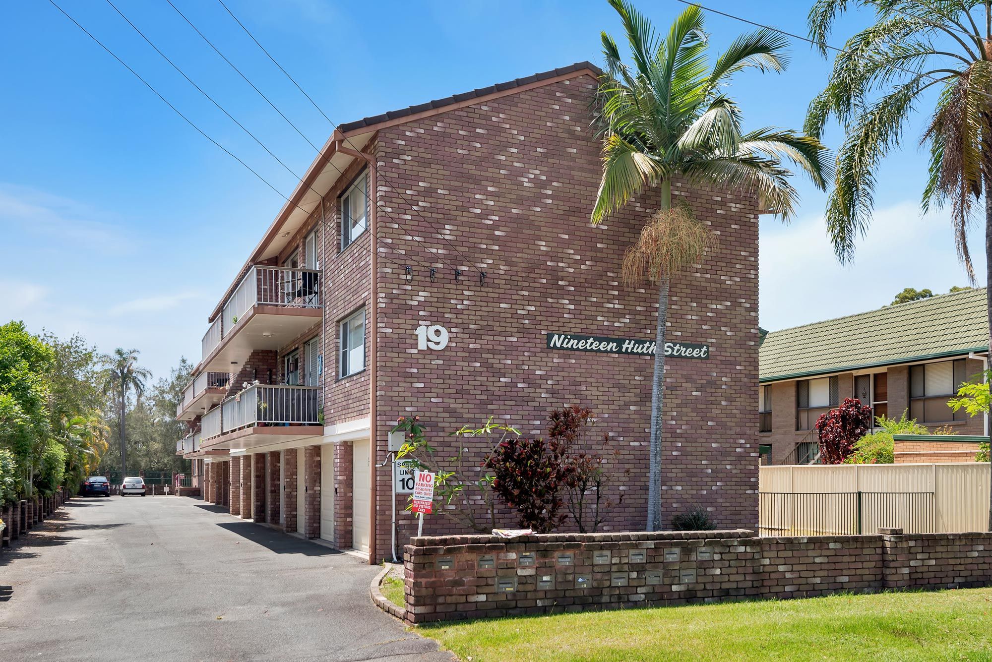19 Huth Street, Labrador QLD 4215