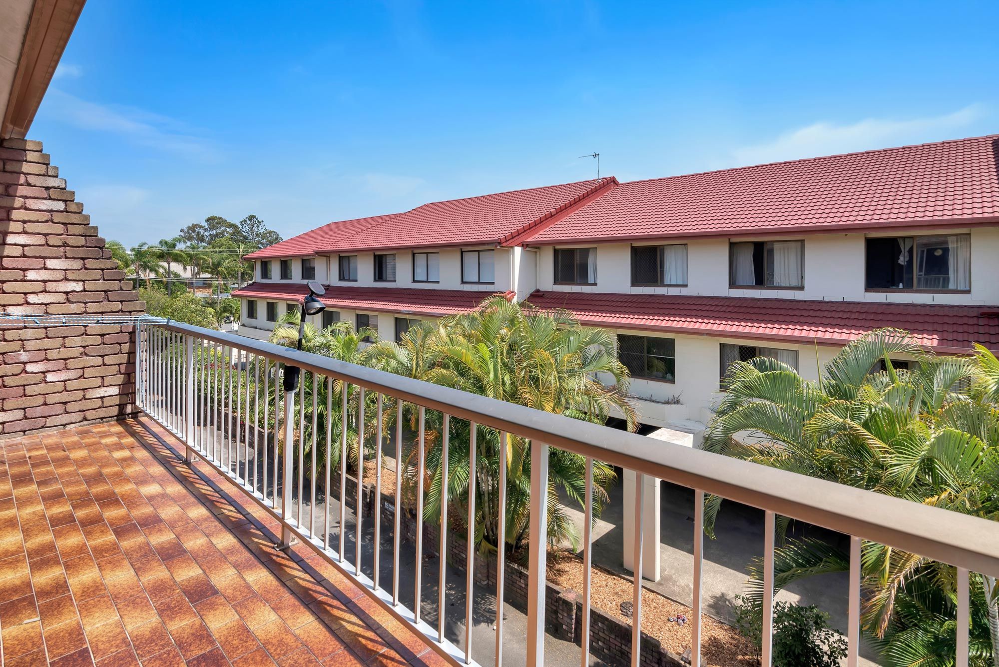 8/19 Huth Street, Labrador, QLD 4215