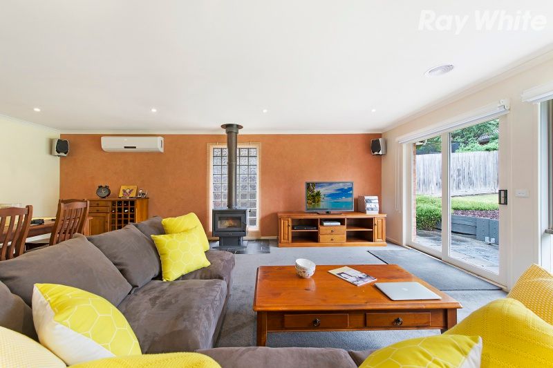 8 The Gateway, Croydon South, VIC 3136