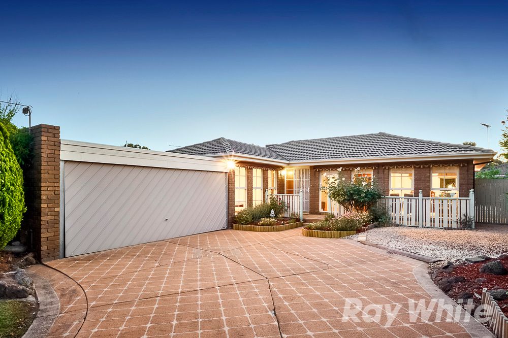 135 Capital Avenue, Glen Waverley VIC 3150