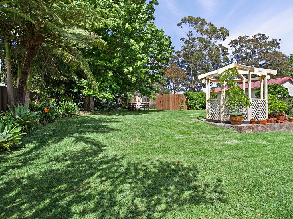 12 Longview Crescent, Stanwell Tops, NSW 2508