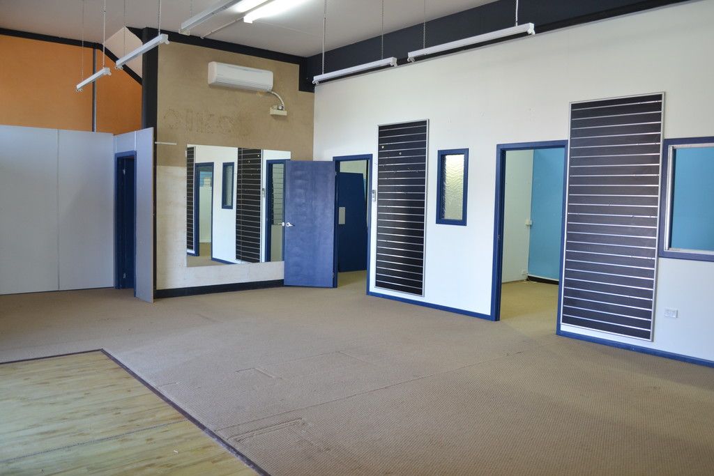 2/142 Siganto Drive, Helensvale, QLD 4212