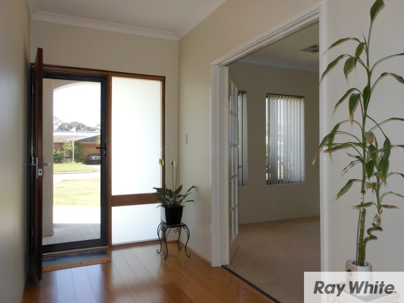 10a Corona Crescent, Cannington, WA 6107