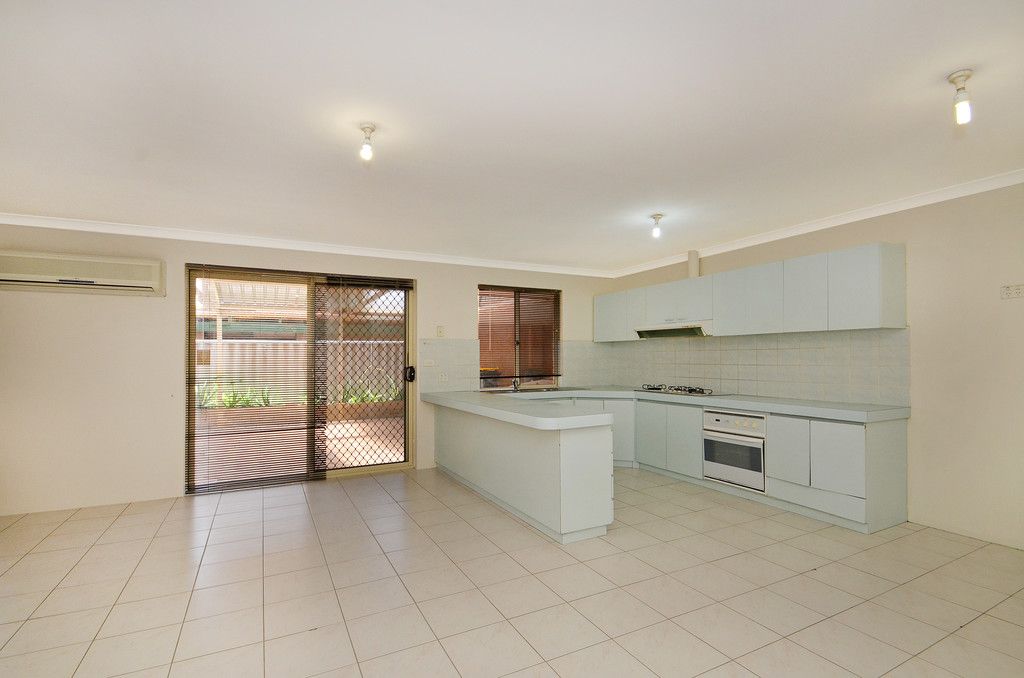 1 Bryce Gardens, Ballajura, WA 6066
