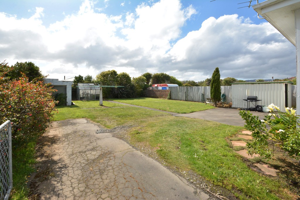 24 Crest Street, Tainui, Dunedin City