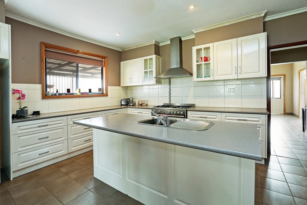 64 Dunloe Avenue, Norlane, VIC 3214