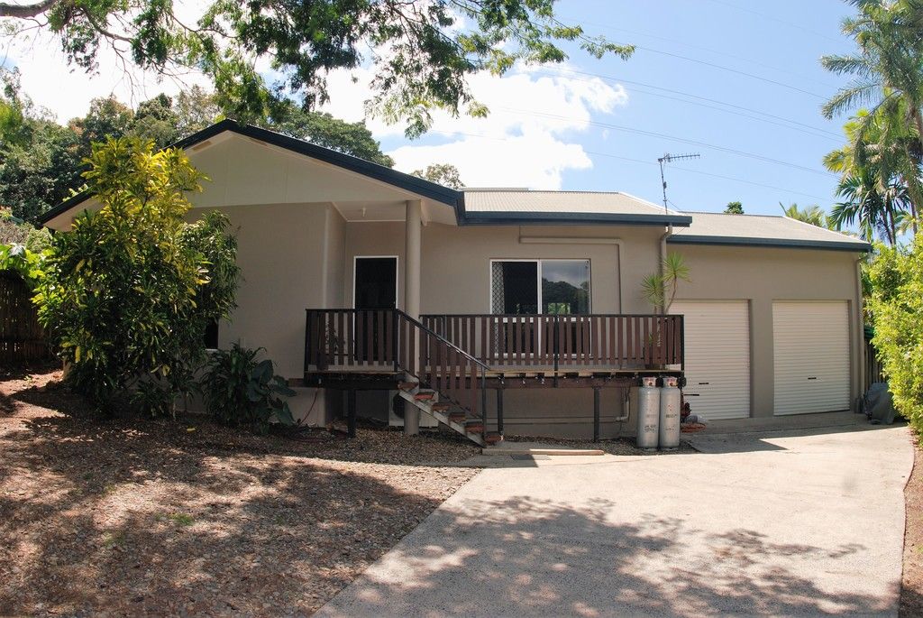 6 Willandra Court, Caravonica, QLD 4878