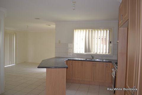 15 Zurzolo Terrace, Epping, VIC 3076