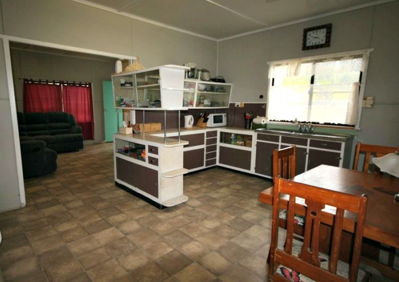 7 Jenner Road, Sarina, QLD 4737