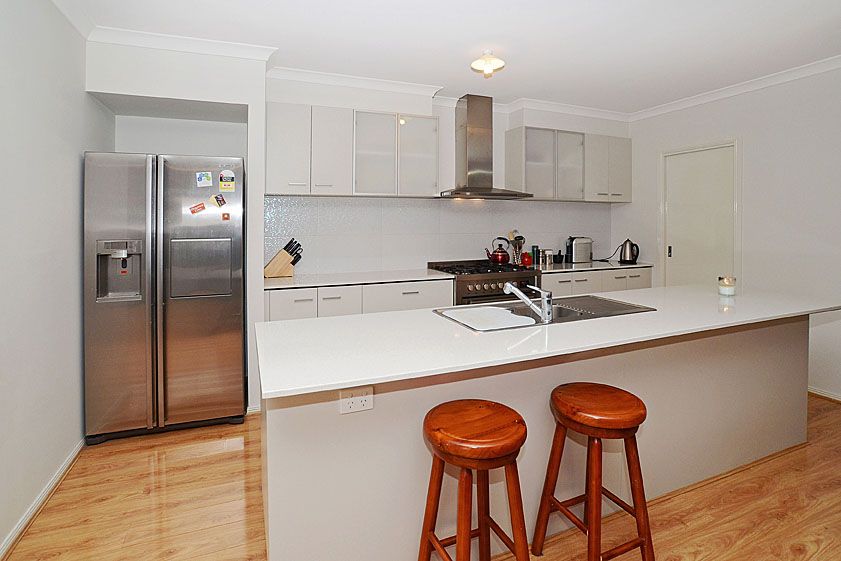 28 Saltlake Boulevard, Wollert, VIC 3750
