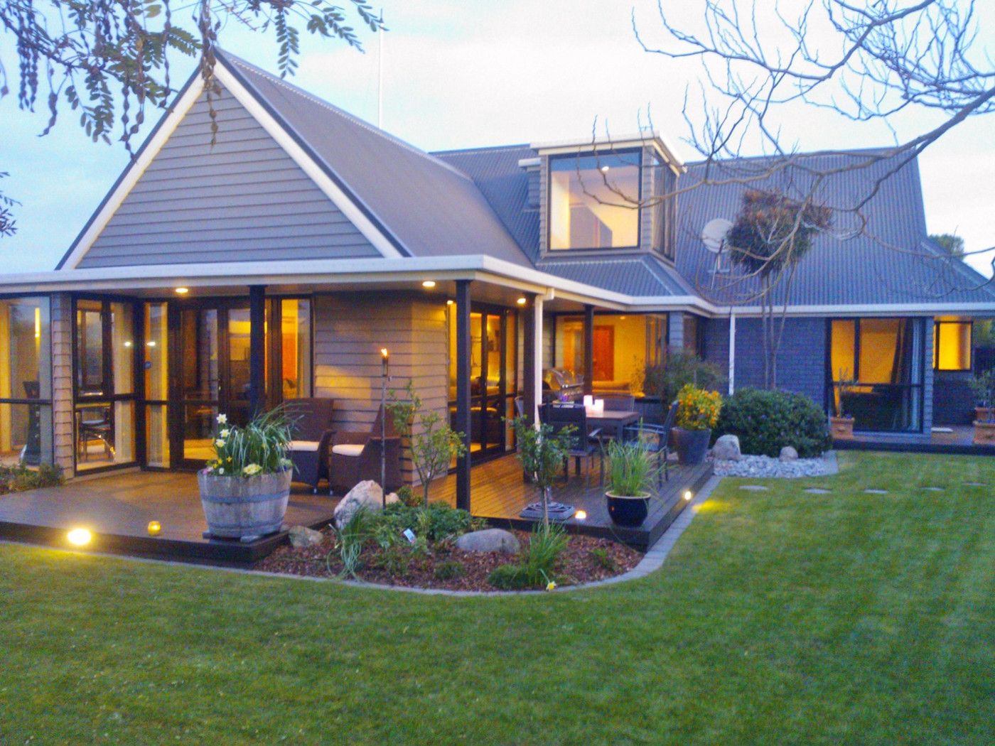 8 Giles Place, Shirley, Christchurch City